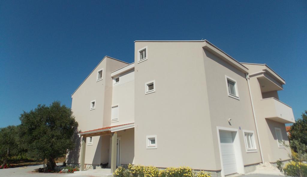 Apartments Franov Bibinje Ruang foto
