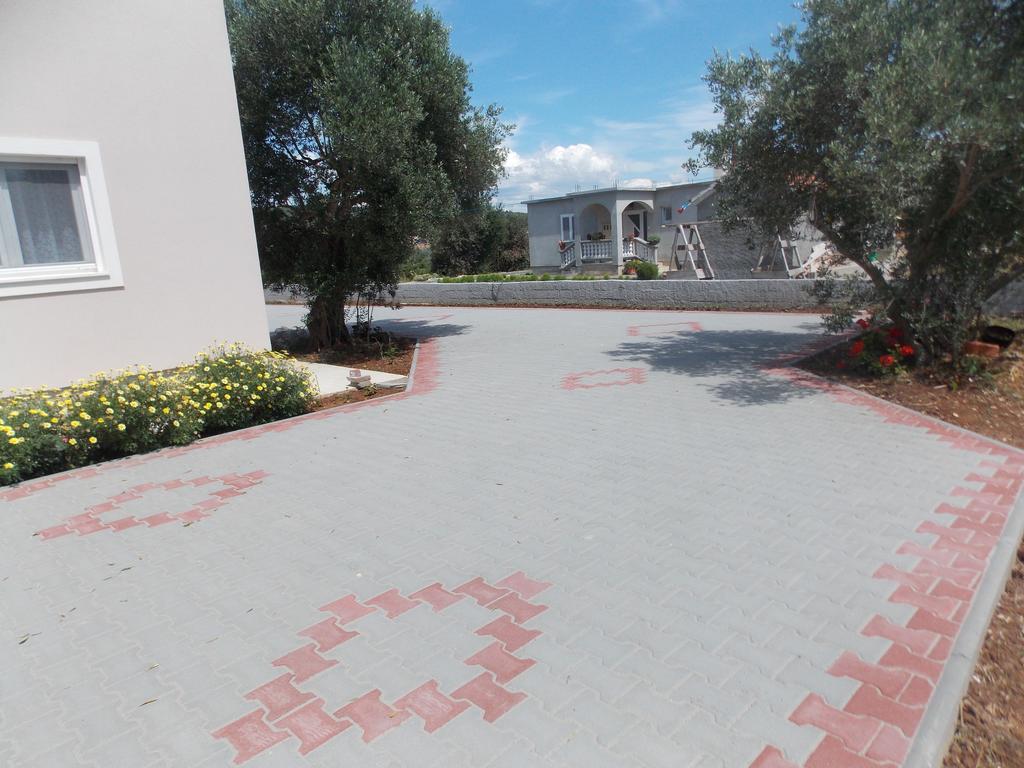 Apartments Franov Bibinje Ruang foto