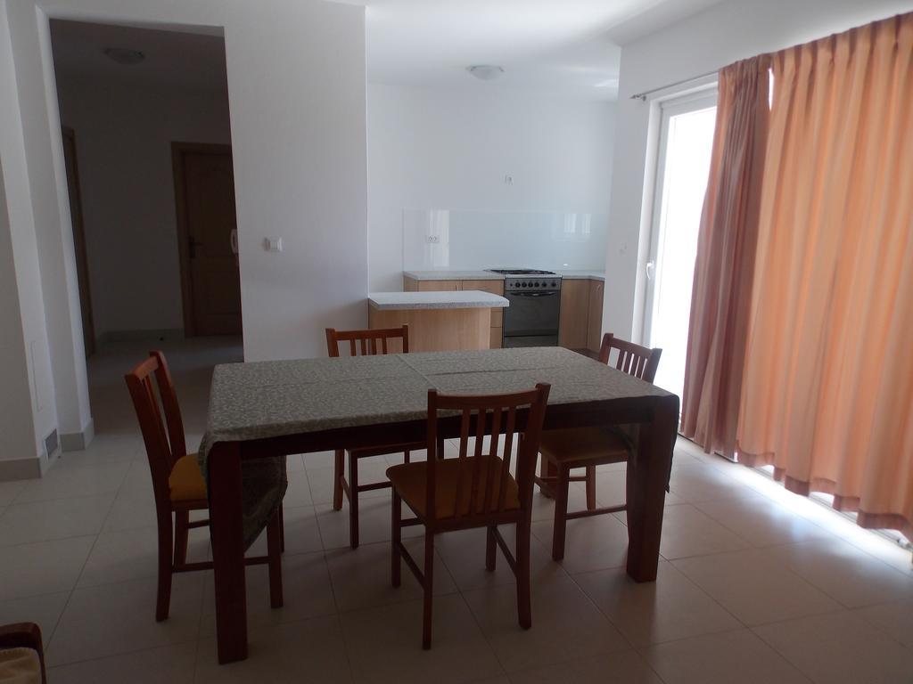 Apartments Franov Bibinje Ruang foto